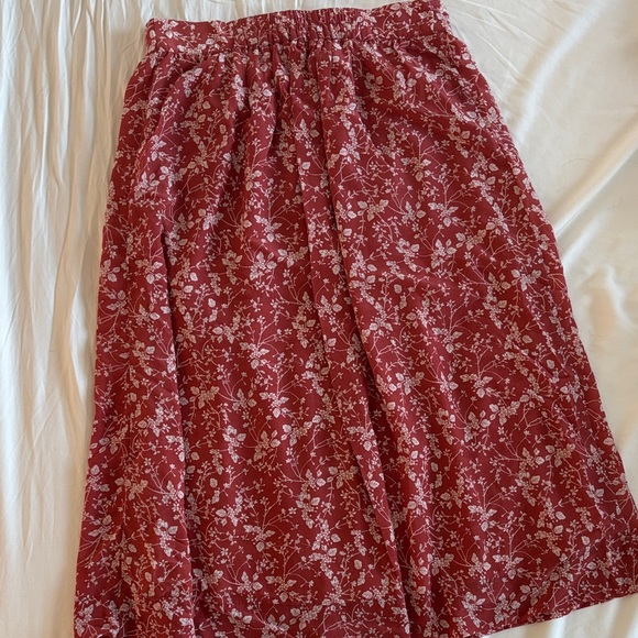 Roolee Floral Button-Down Red Midi Skirt - Picture 2 of 3